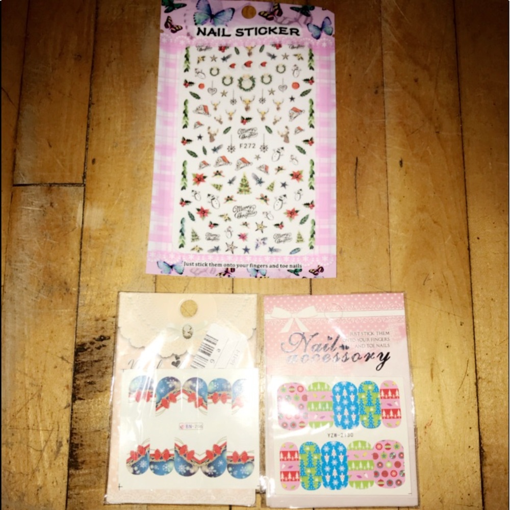 BRAND NEW CHRISTMAS NAIL BUNDLE - Picture 6 of 9